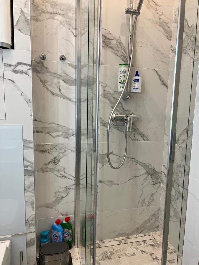 Newly Renovated Luxury Suite In The Center Of Cannes Esterno foto